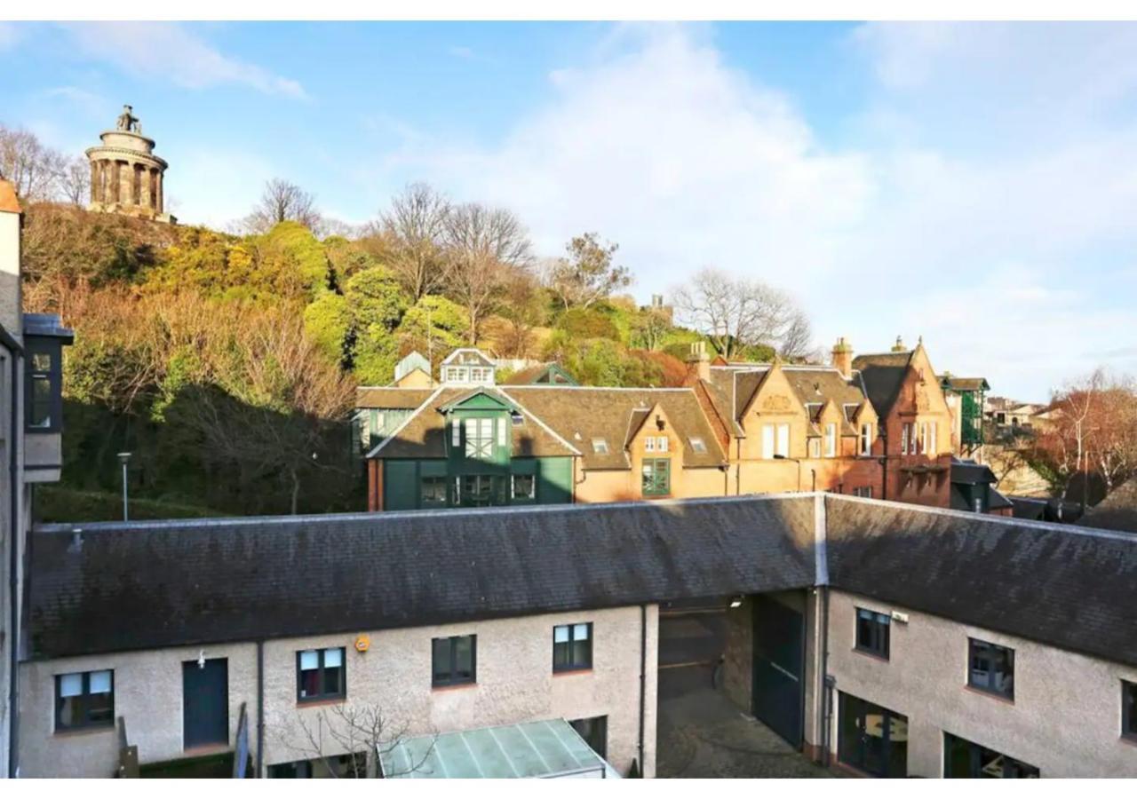 Altido Cosy 2-Bed Apt In The Old Town With Mezzanine Apartment Edinburgh Bagian luar foto