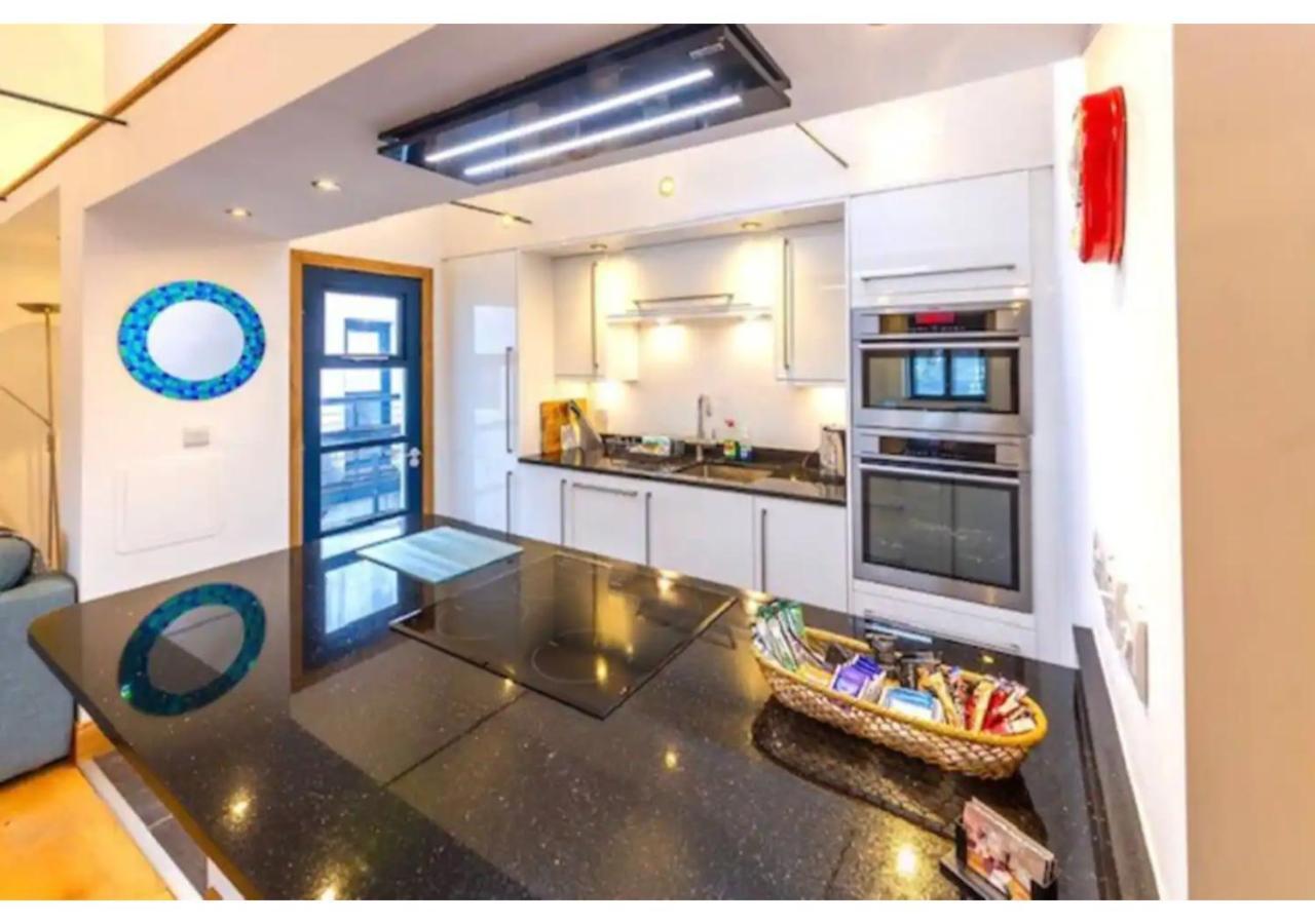 Altido Cosy 2-Bed Apt In The Old Town With Mezzanine Apartment Edinburgh Bagian luar foto